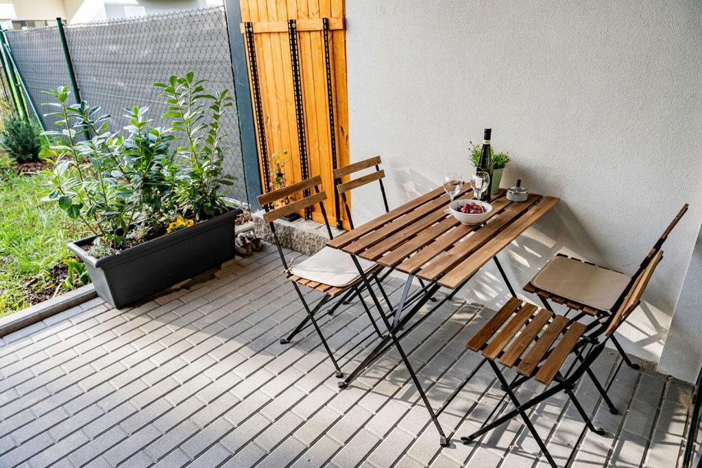 Nove Sady Olomouc Apartment Exterior foto